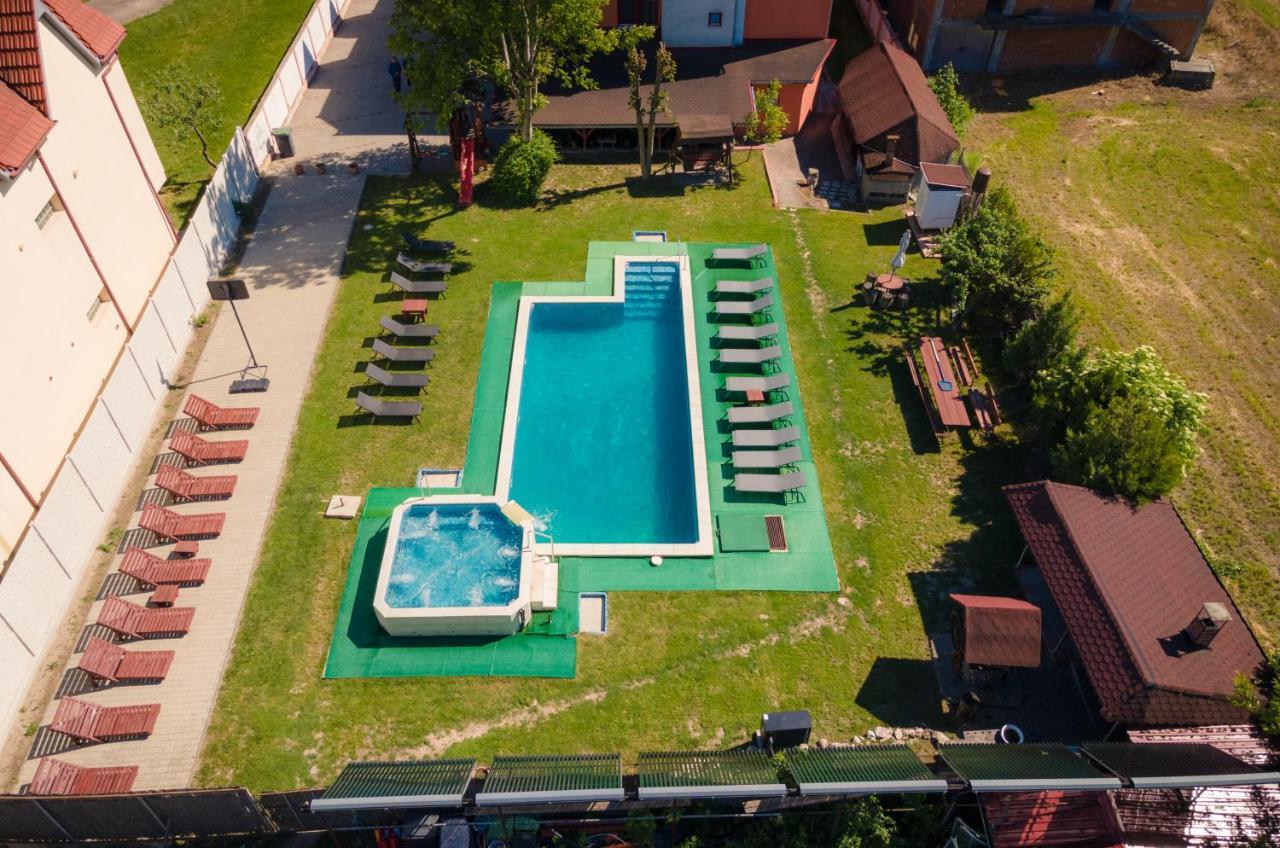 Pensiunea Casa Porojan Бэйле-Уну-Май Экстерьер фото