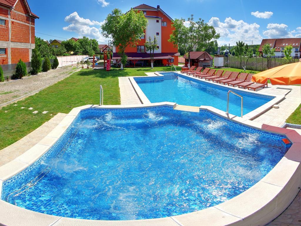 Pensiunea Casa Porojan Бэйле-Уну-Май Экстерьер фото